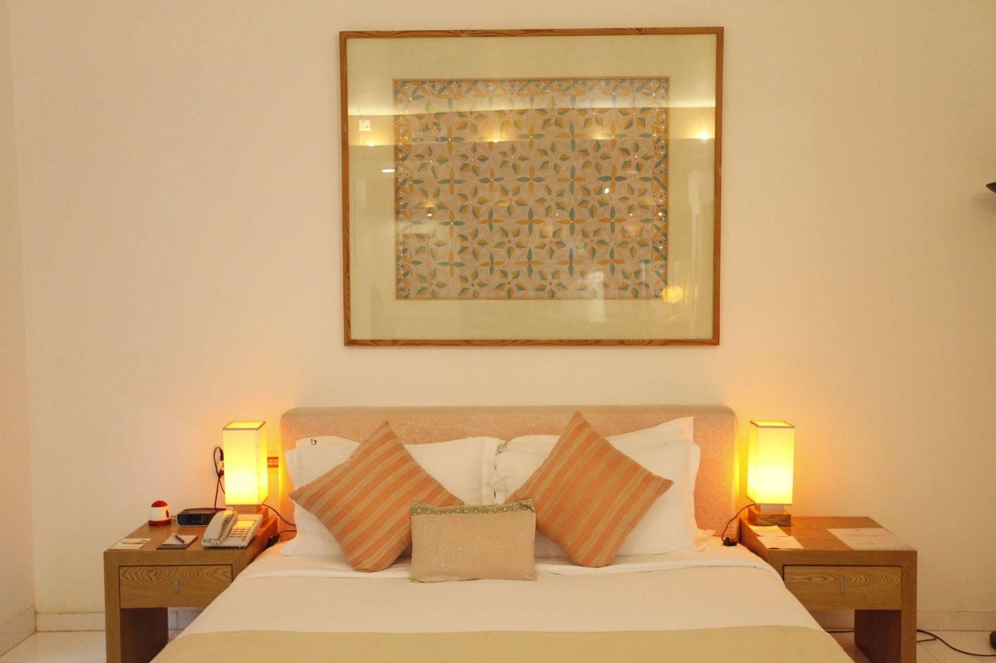 Platinum Suites Dhaka Ngoại thất bức ảnh