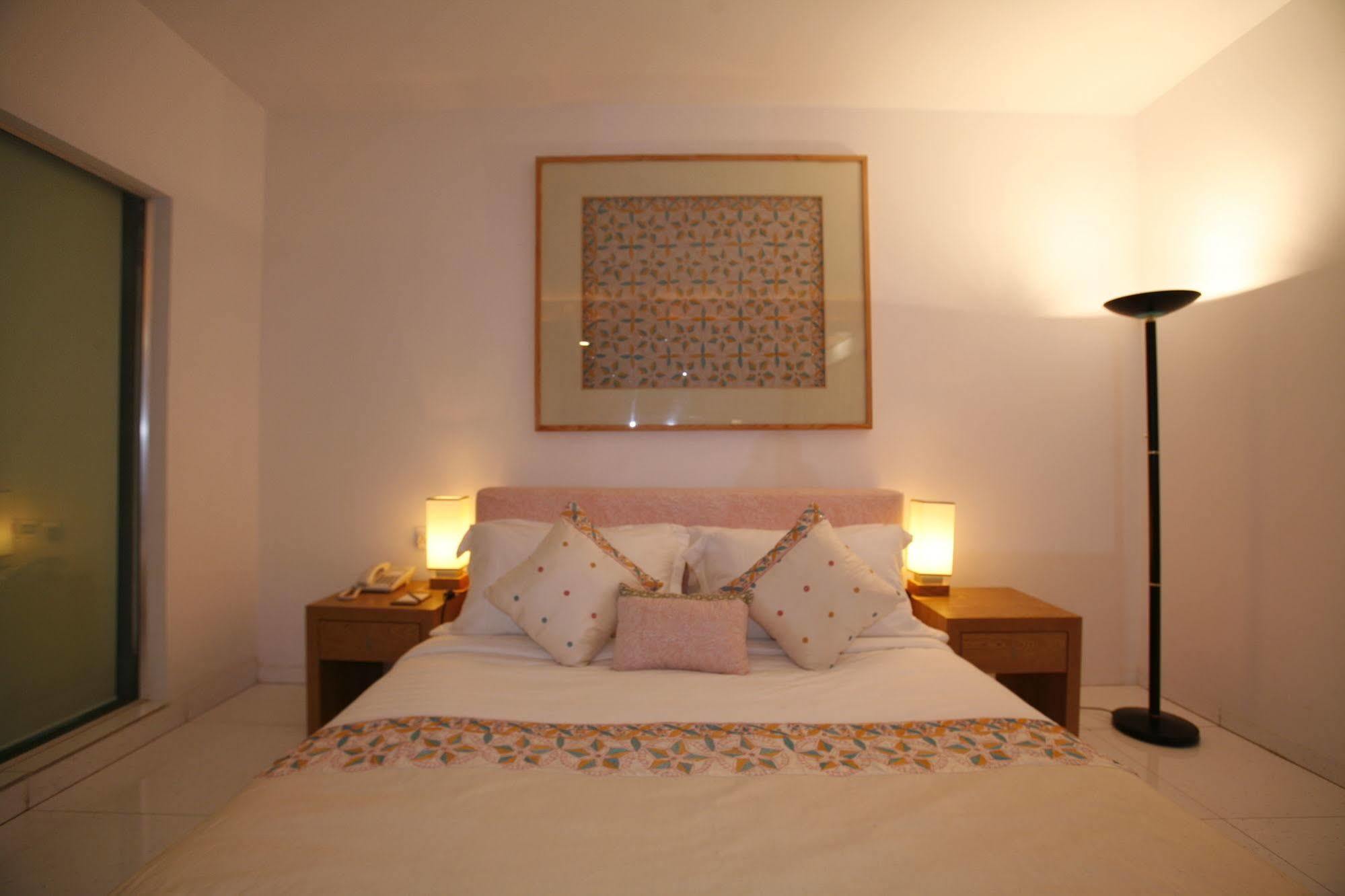 Platinum Suites Dhaka Ngoại thất bức ảnh